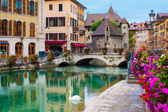 Palais de l'Ile Annecy tips