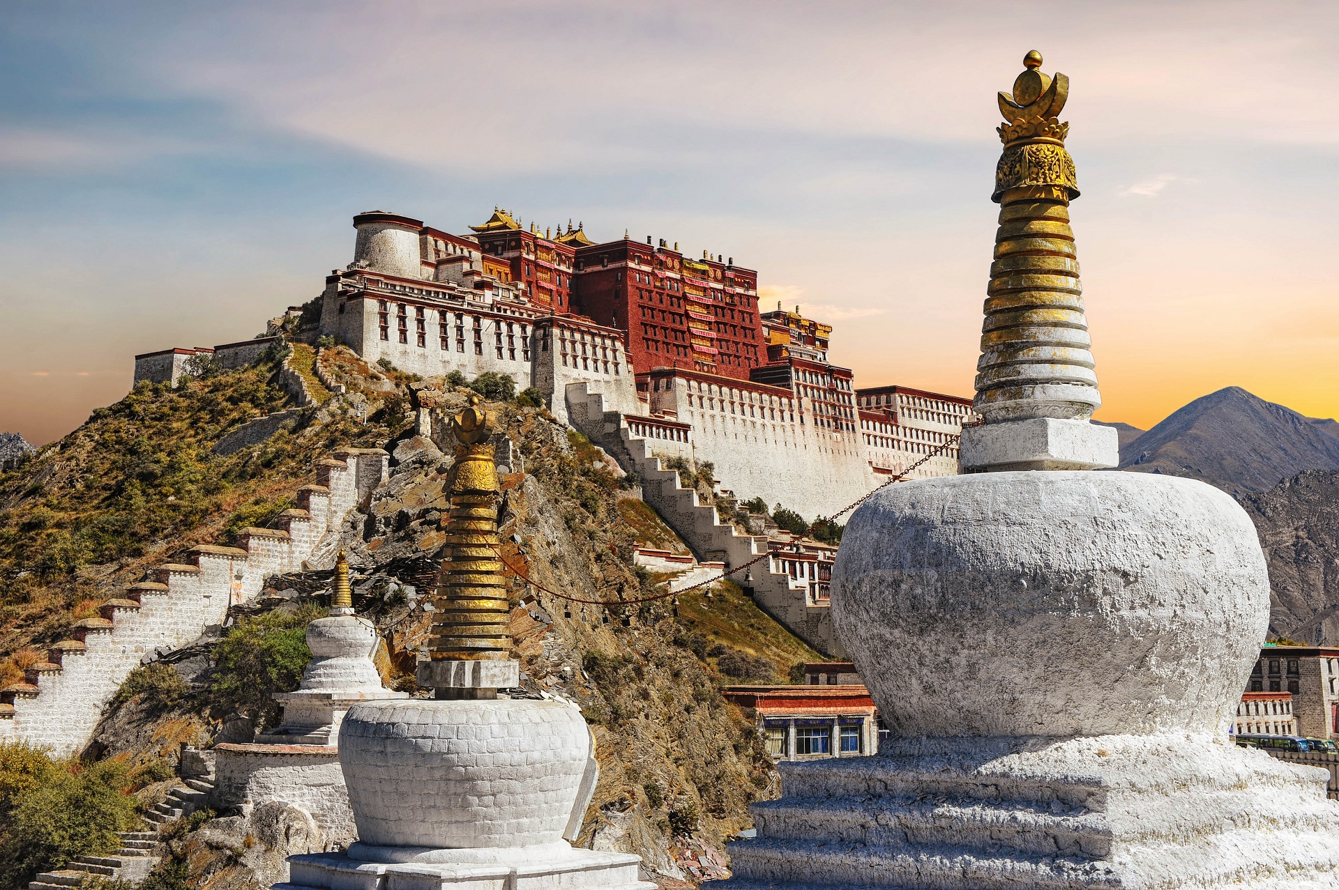 Tibet - Das Dach der Welt | Urlaubsguru.de