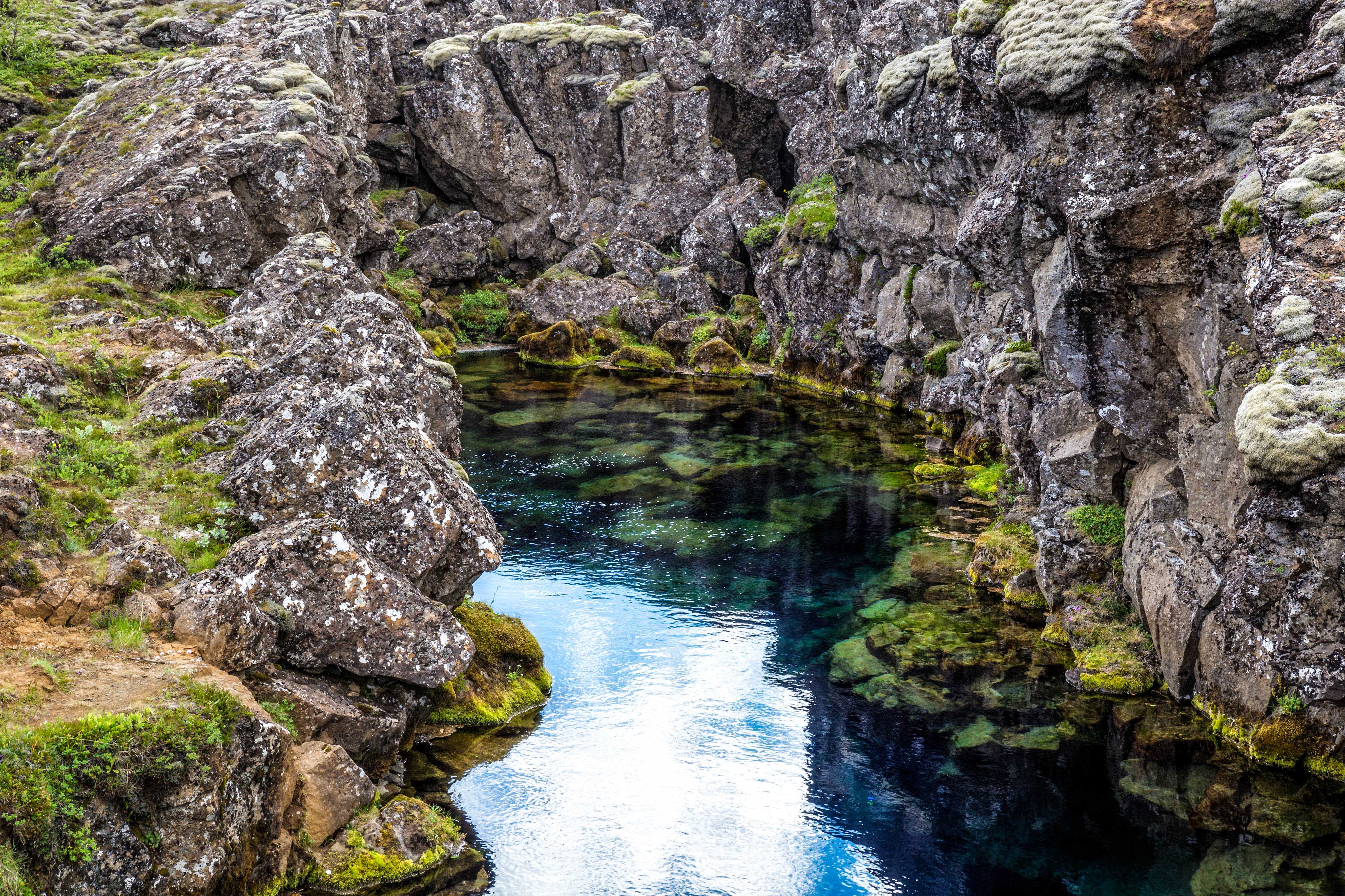 Islands Silfra Spalte | Urlaubsguru.de