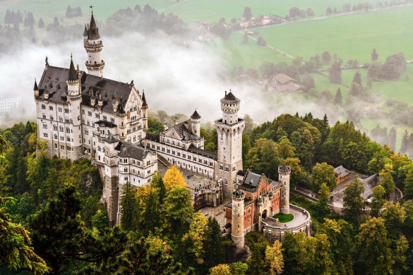 Schloss Neuschwanstein Nebel Landschaft