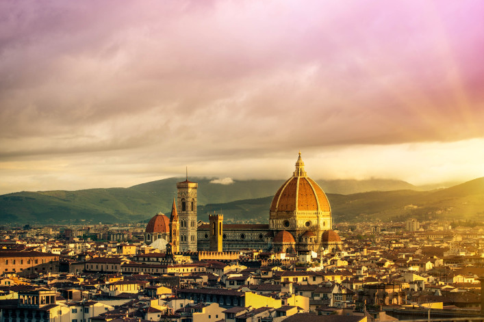 Florence, Santa Maria del Fiore iStock_000020141570_Large-2