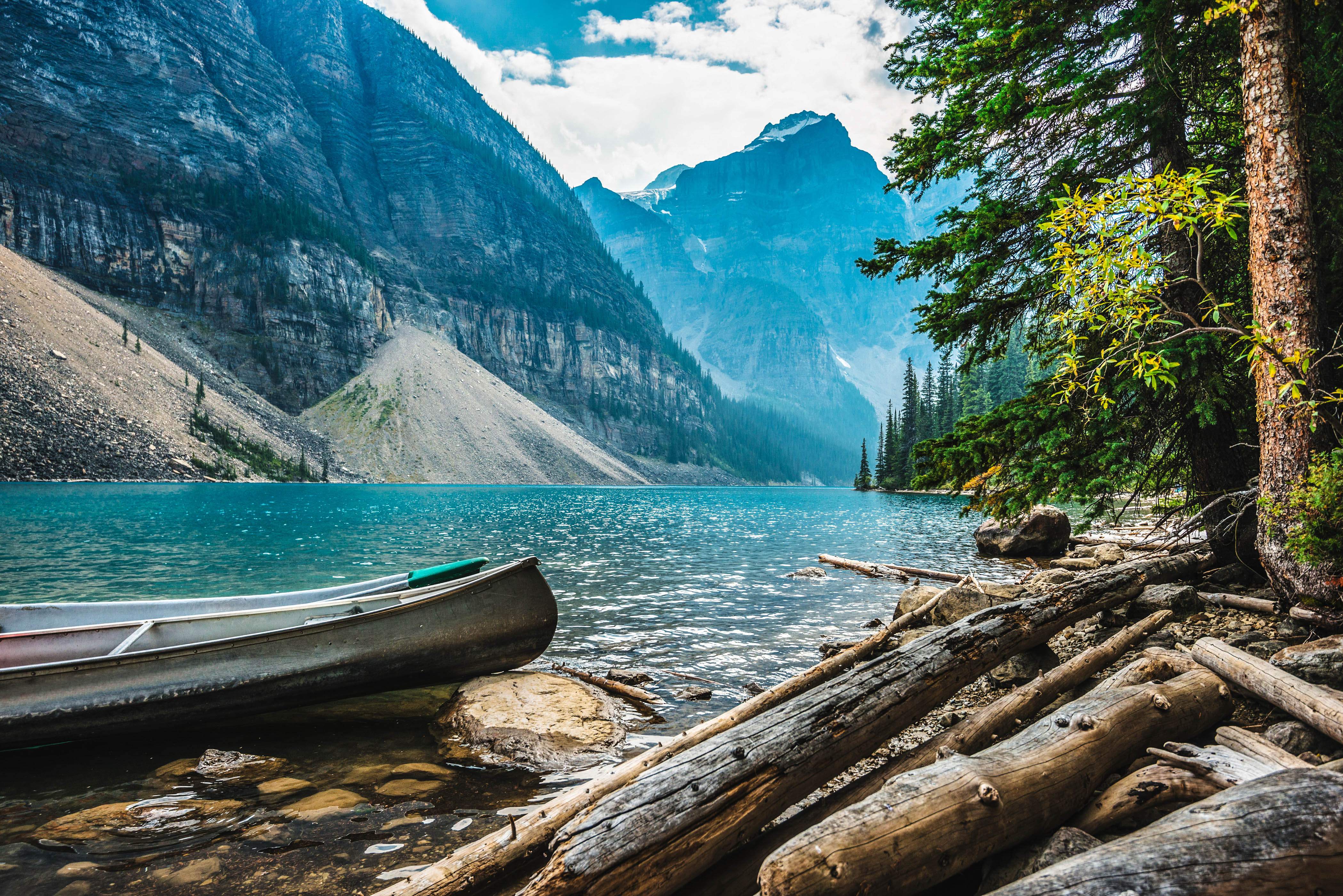 Tour To Lake Louise From Calgary Tour To Lake Louise From Calgary