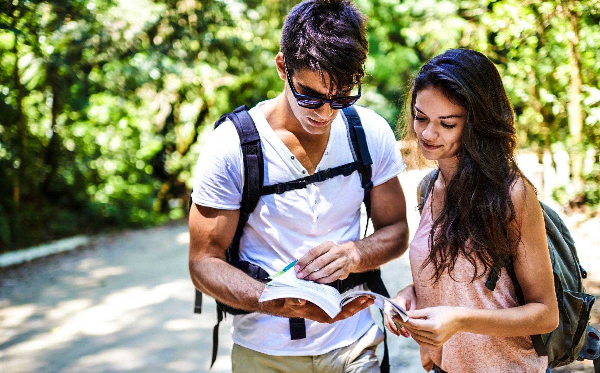 Wo soll der nächste Urlaub hingehen? Mit Blind Booking wird es eine Überraschung