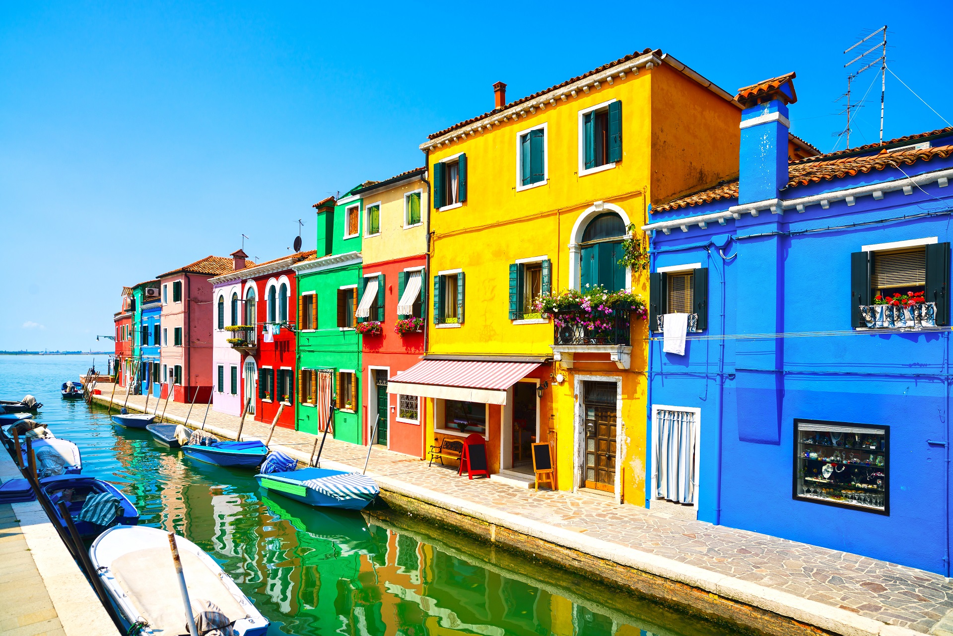 Burano bei Venedig ist eine Freude für die Augen