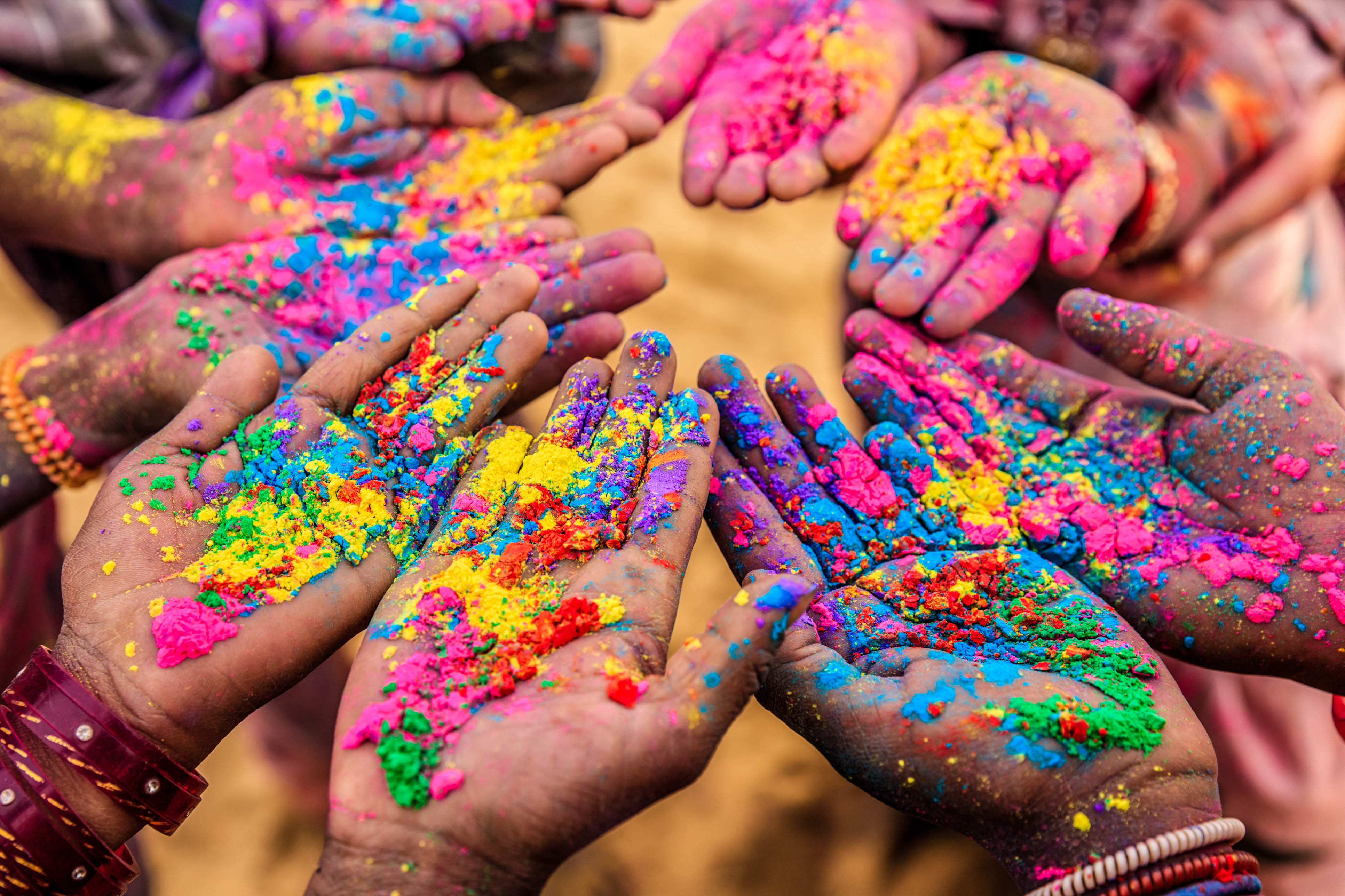 Holi Fest der Farben Urlaubsguru.de