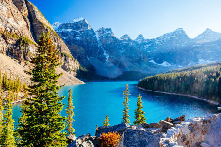 Moraine Lake, Lake Louise, Banff National Park, Alberta, Canada