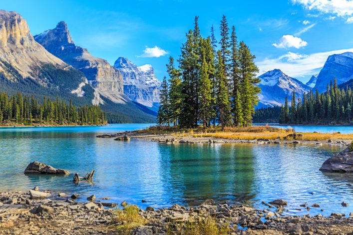 Spirit Island in Maligne Lake, Jasper National Park, Alberta, Canada_shutterstock_255015211