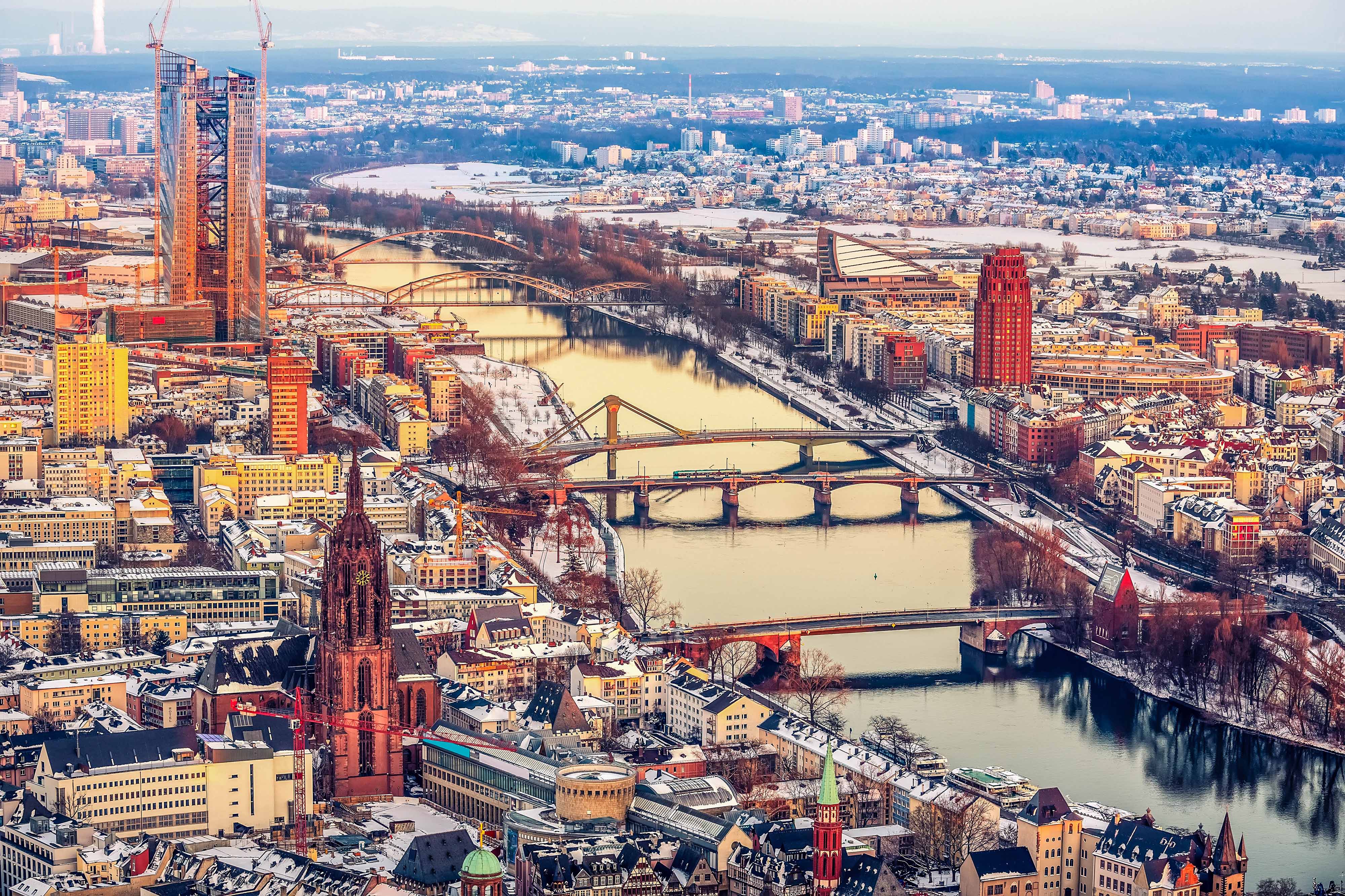 Frankfurt Sehenswürdigkeiten auf einen Blick Urlaubsguru.de