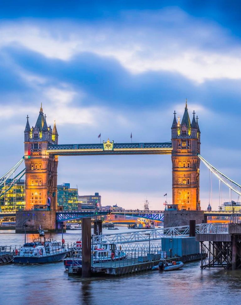 London Tower Bridge in UK