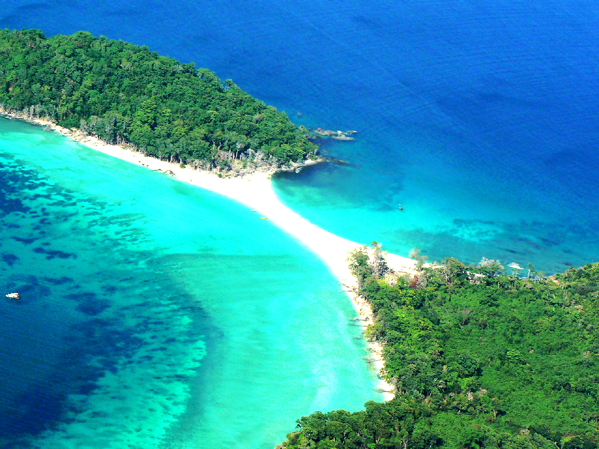 North Sentinel Island Andamanen Und Nikobaren North Sentinel Island - Hier bezahlt ihr mit eurem Leben | Urlaubsguru.de
