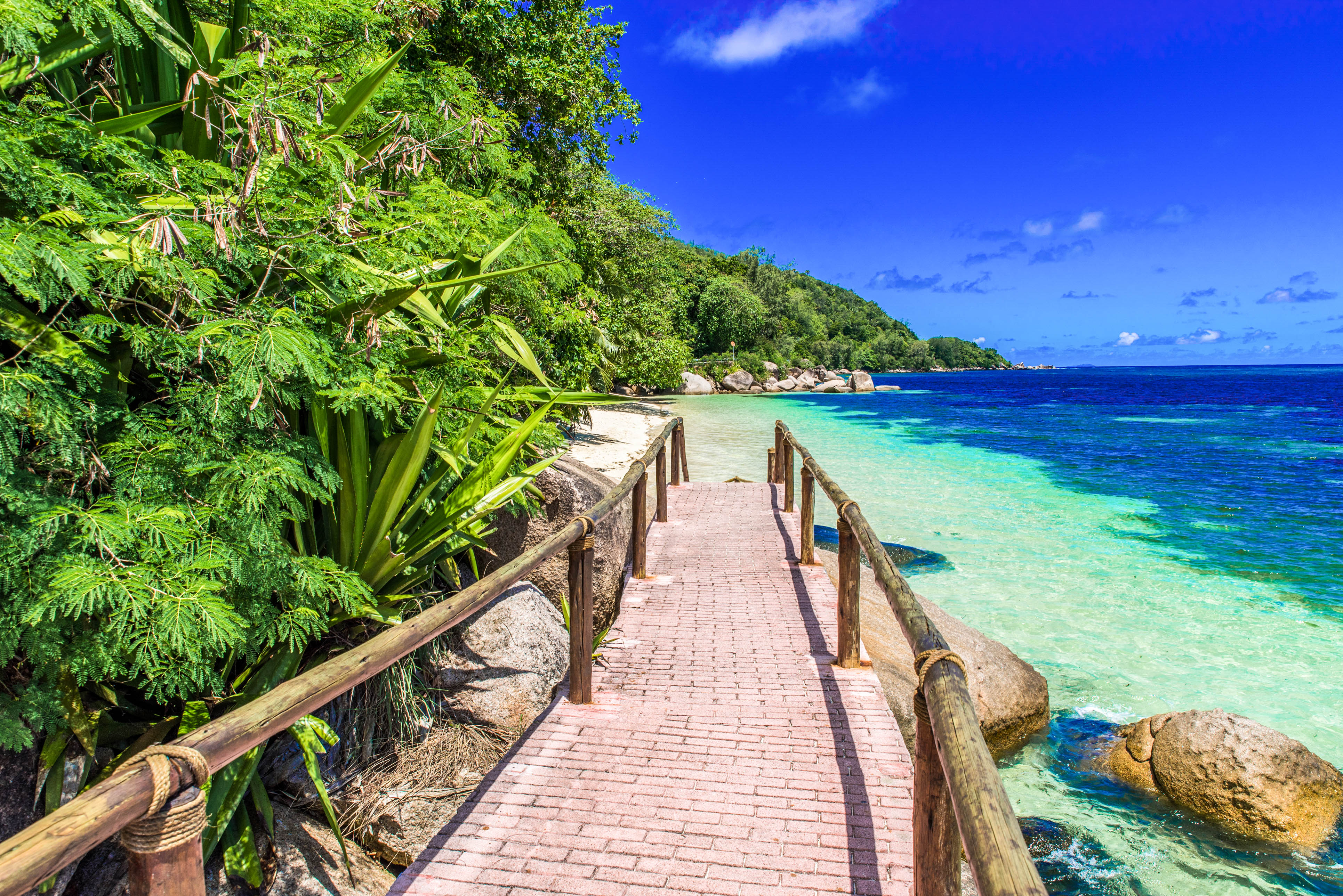 Die Seychellen g nstig bereisen - geht das Urlaubsguru.de
