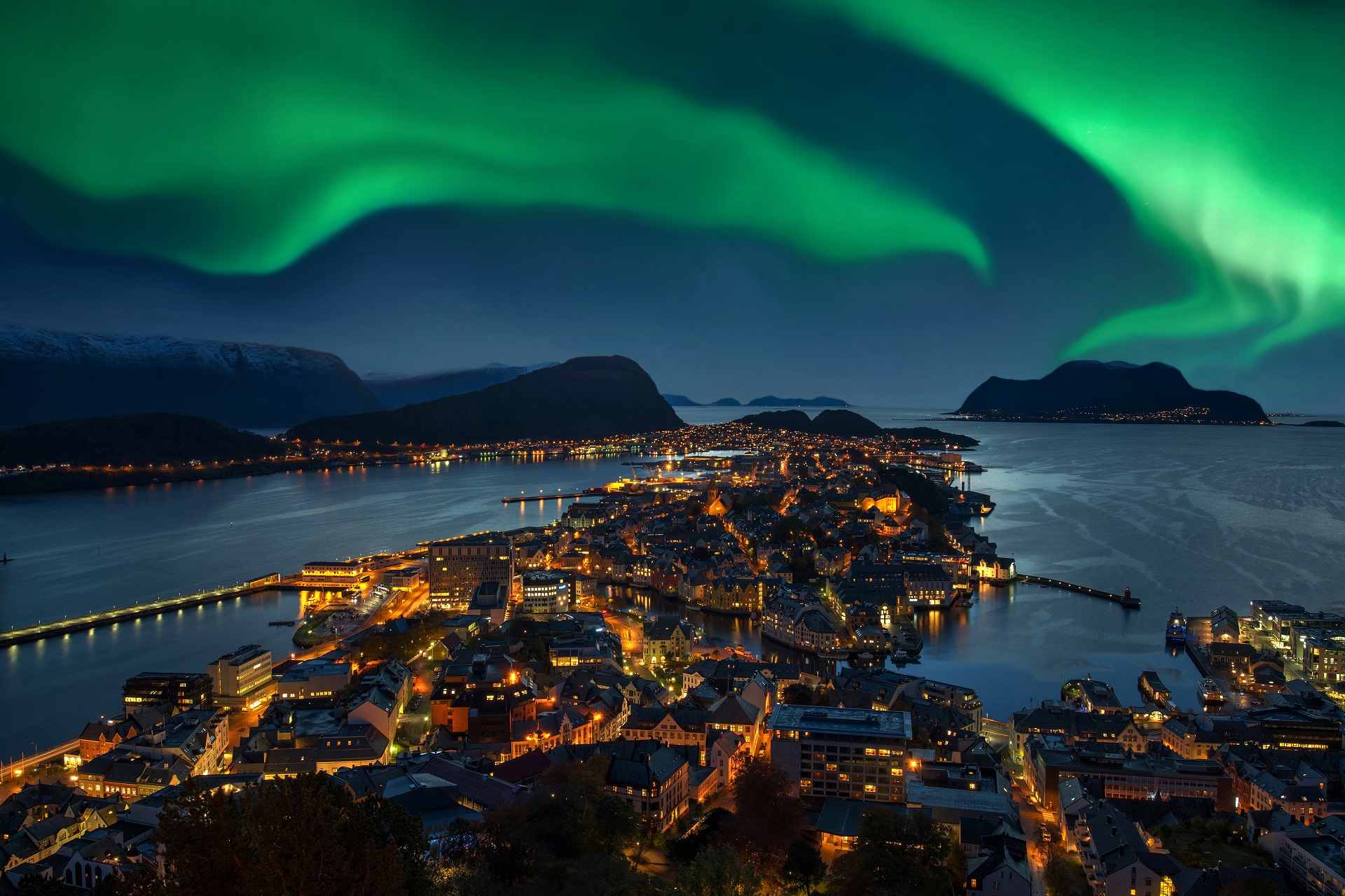 Polarlichter - Alle Infos zu Nordlichtern und Südlichtern ...