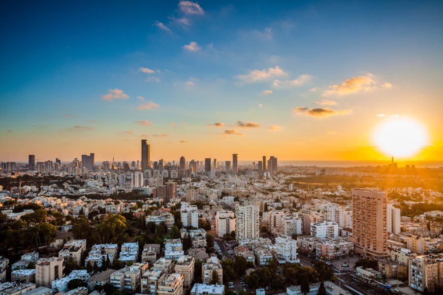 De skyline van Tel Aviv